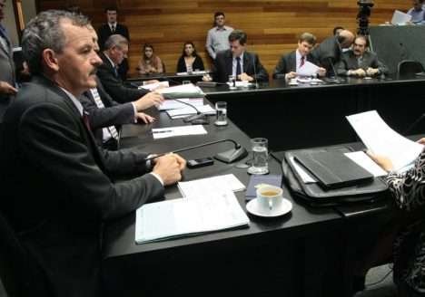 Projeto que determina alimentação orgânica nas escolas é aprovado na CCJ Projeto que determina alimentação orgânica nas escolas é aprovado na CCJ