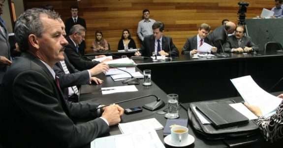 Projeto que determina alimentação orgânica nas escolas é aprovado na CCJ