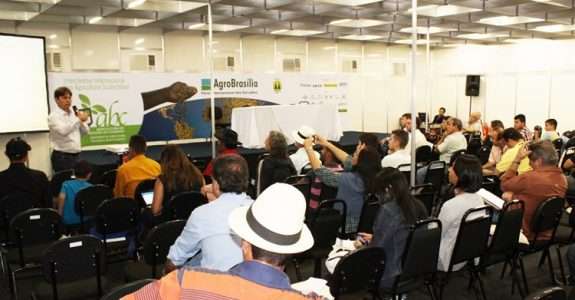 Embrapa terá financiamento de R$ 30 milhões do BNDES para apoiar agricultura familiar