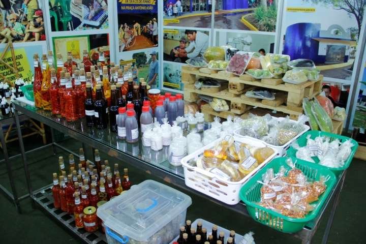 Produção agropecuária de Dourados é mostrada no estande da Prefeitura na Expoagro, dentro da Exposhopping – Divulgação