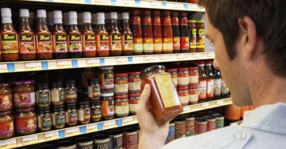 Loja de conveniência lança iniciativa de rotulagem de produtos geneticamente modificados nos EUA