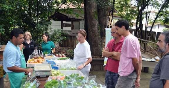 Feira de orgânicos em Bosque Alceu Geribello
