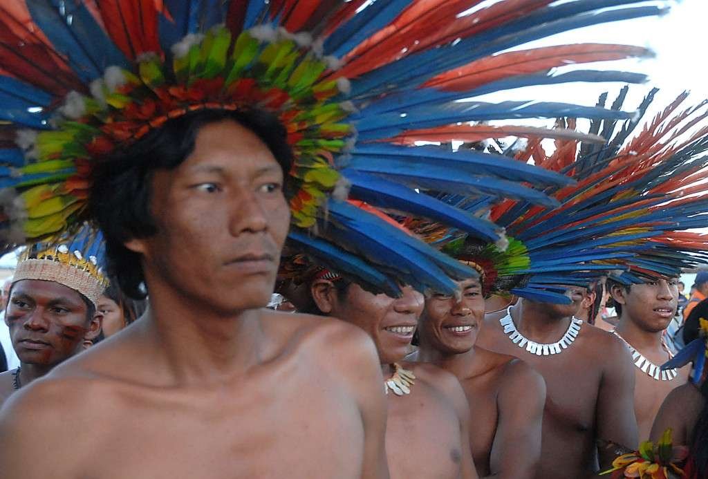 indios_da_etnia_bororo-boe_
