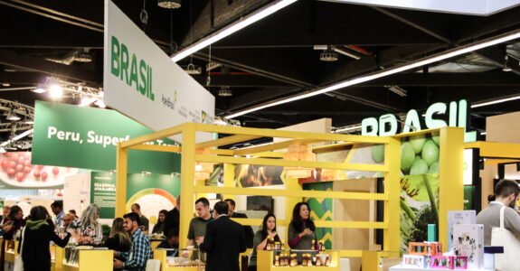 Certificação: O Passaporte para o Sucesso Comercial Certificação: O Passaporte para o Sucesso Comercial